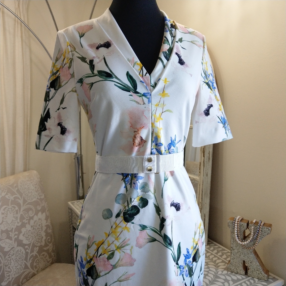 🍒NWT🍒 TED BAKER FLORAL BODYCON MIDI DRESS - Picture 2 of 11